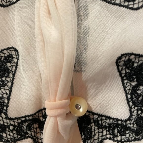 Schiaparelli very rare gown, circa 30s-40s, pink w/black lace, 36 exc. condition - Picture 4 of 5